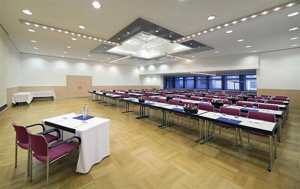 Mercure Hotel Dortmund Messe 4*,